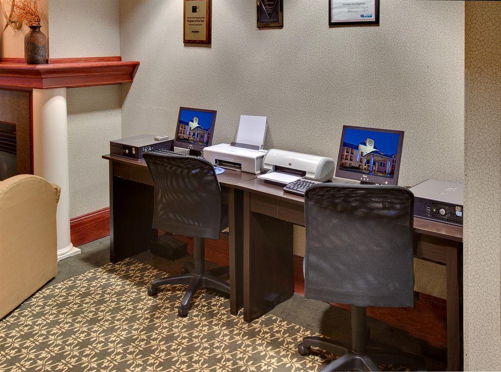 Holiday Inn Express Cedar Rapids - Collins Road By Ihg Tiện nghi bức ảnh