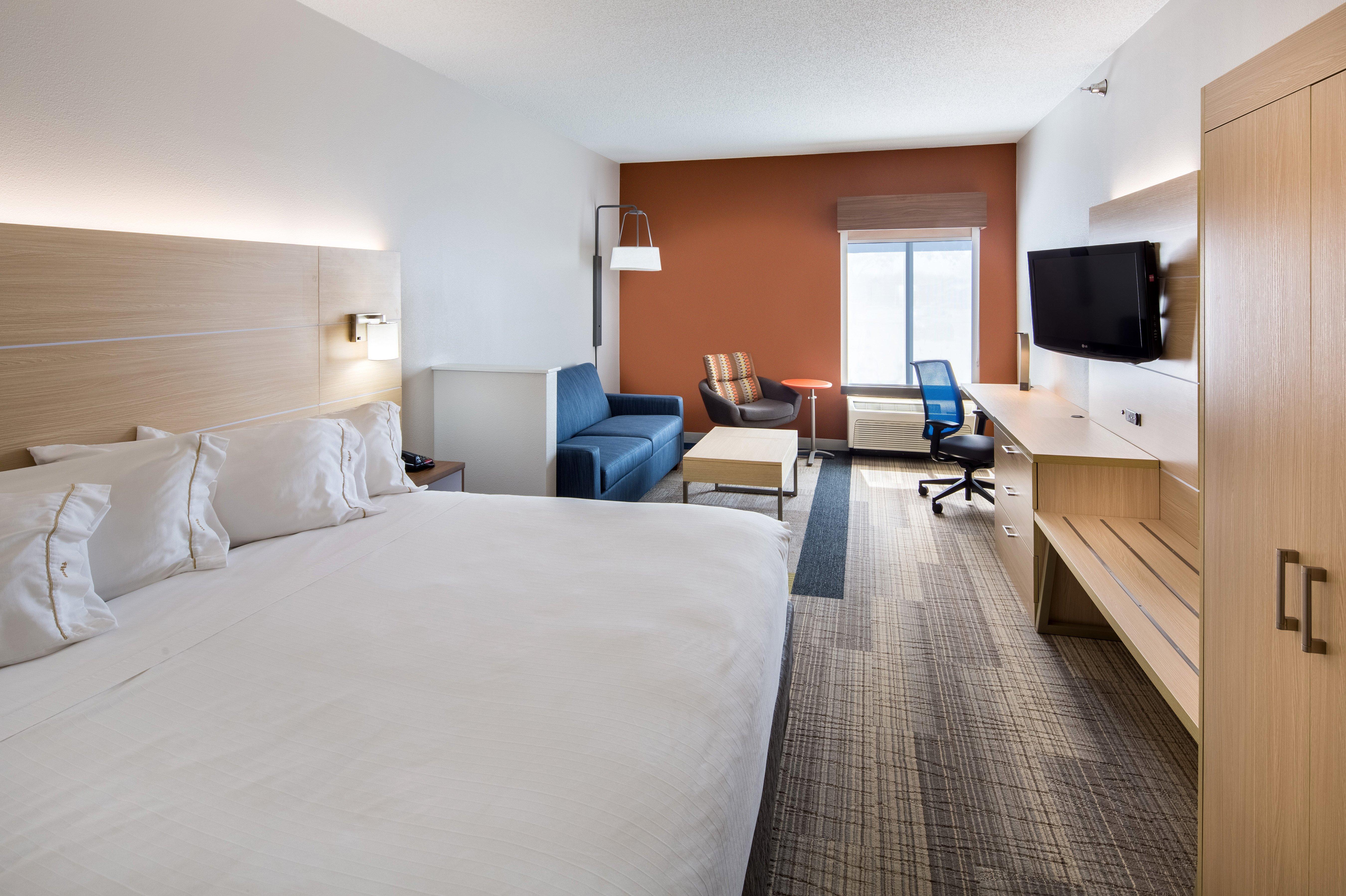 Holiday Inn Express Cedar Rapids - Collins Road By Ihg Ngoại thất bức ảnh