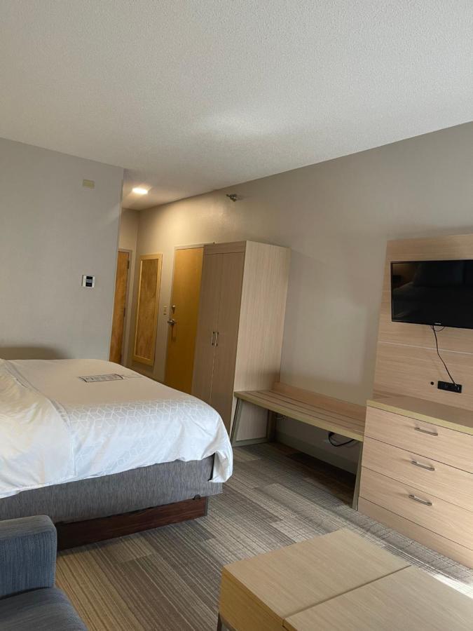 Holiday Inn Express Cedar Rapids - Collins Road By Ihg Ngoại thất bức ảnh