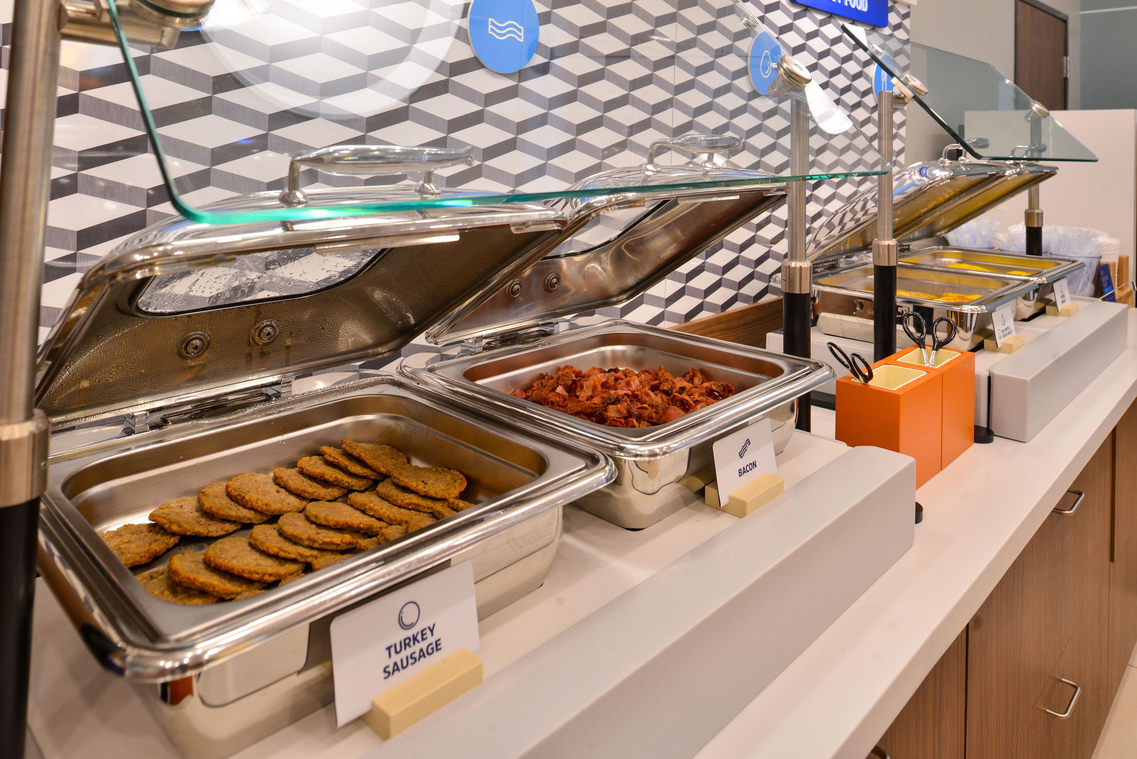 Holiday Inn Express Cedar Rapids - Collins Road By Ihg Ngoại thất bức ảnh