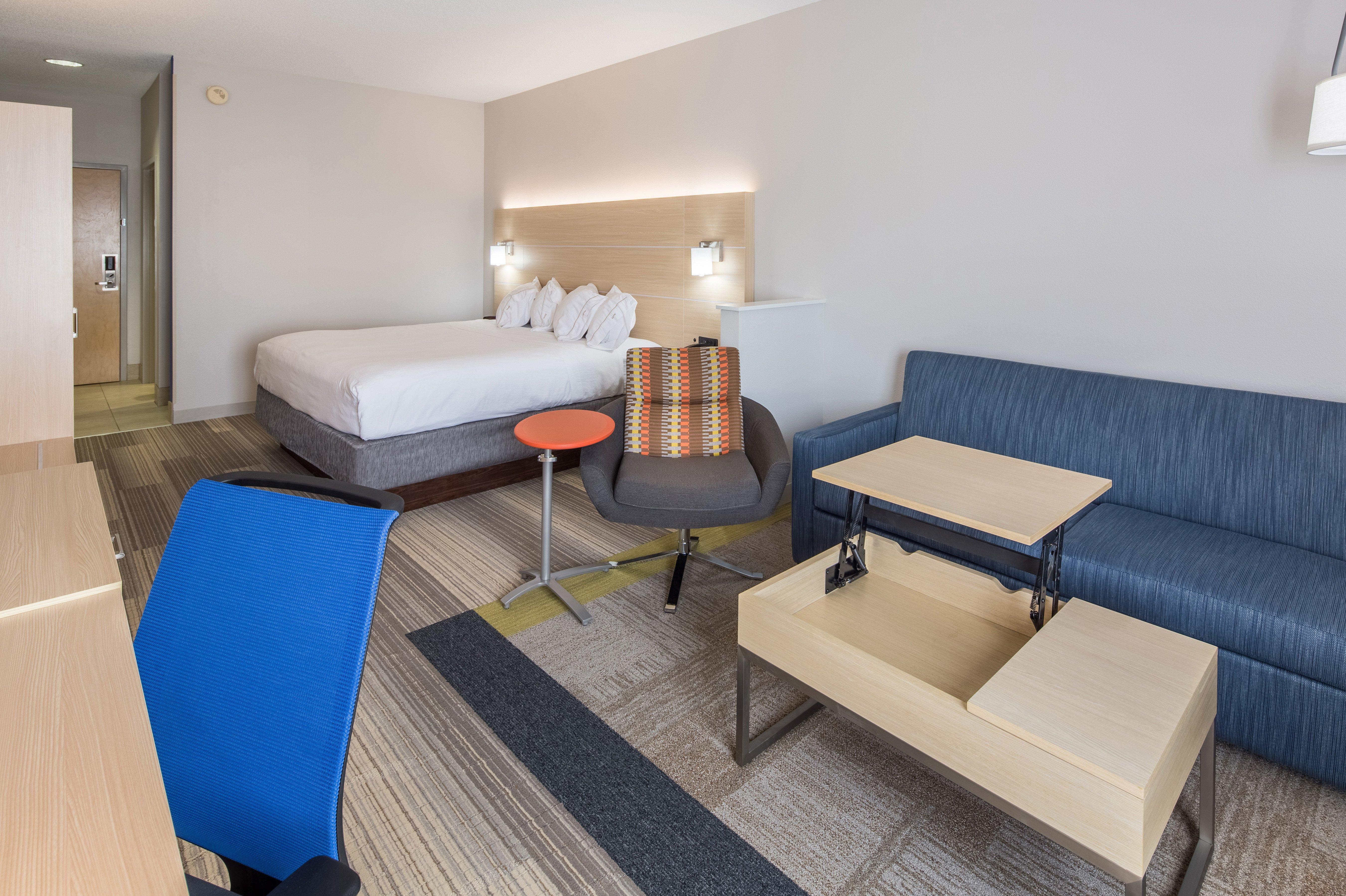 Holiday Inn Express Cedar Rapids - Collins Road By Ihg Ngoại thất bức ảnh