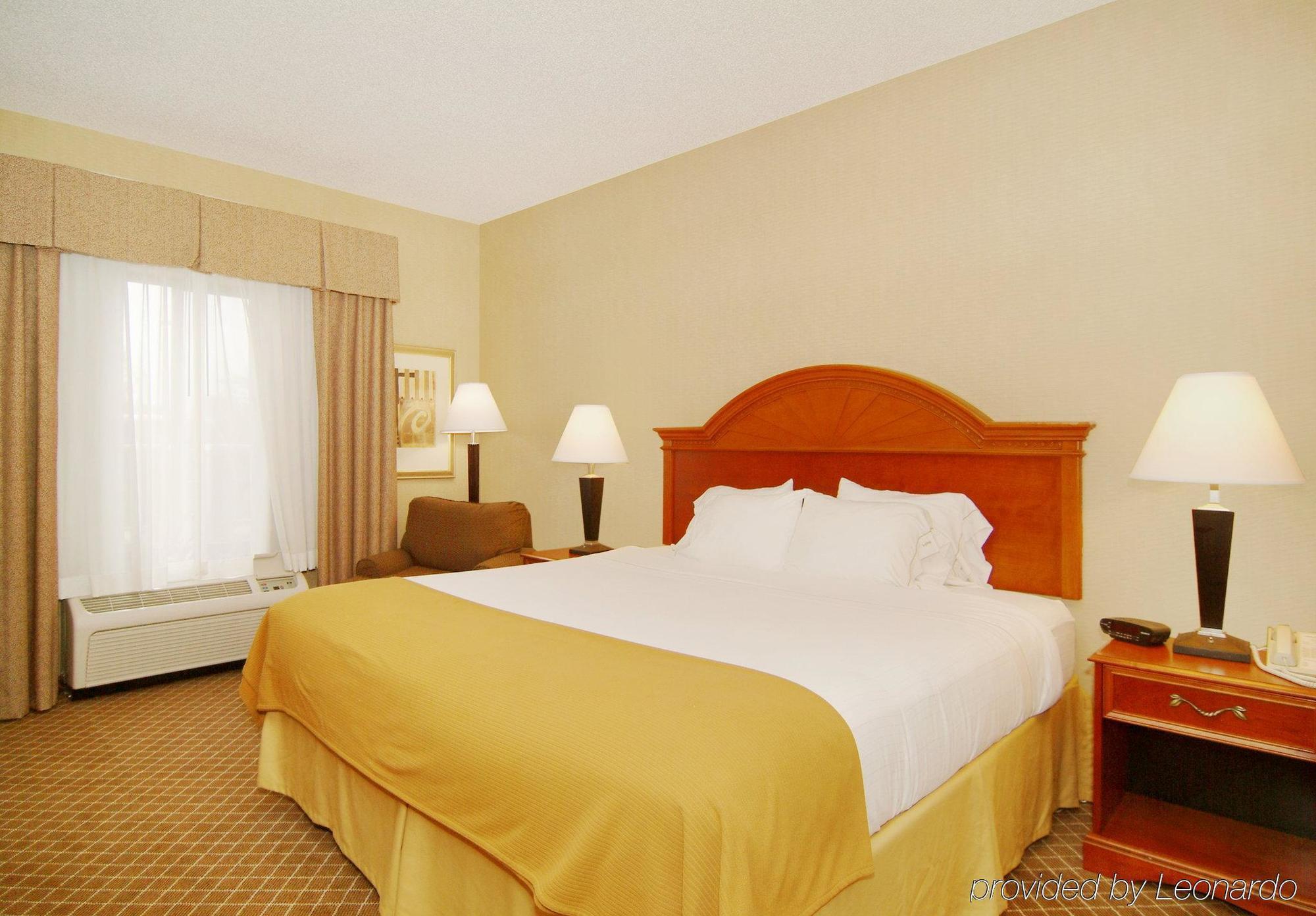 Holiday Inn Express Cedar Rapids - Collins Road By Ihg Phòng bức ảnh