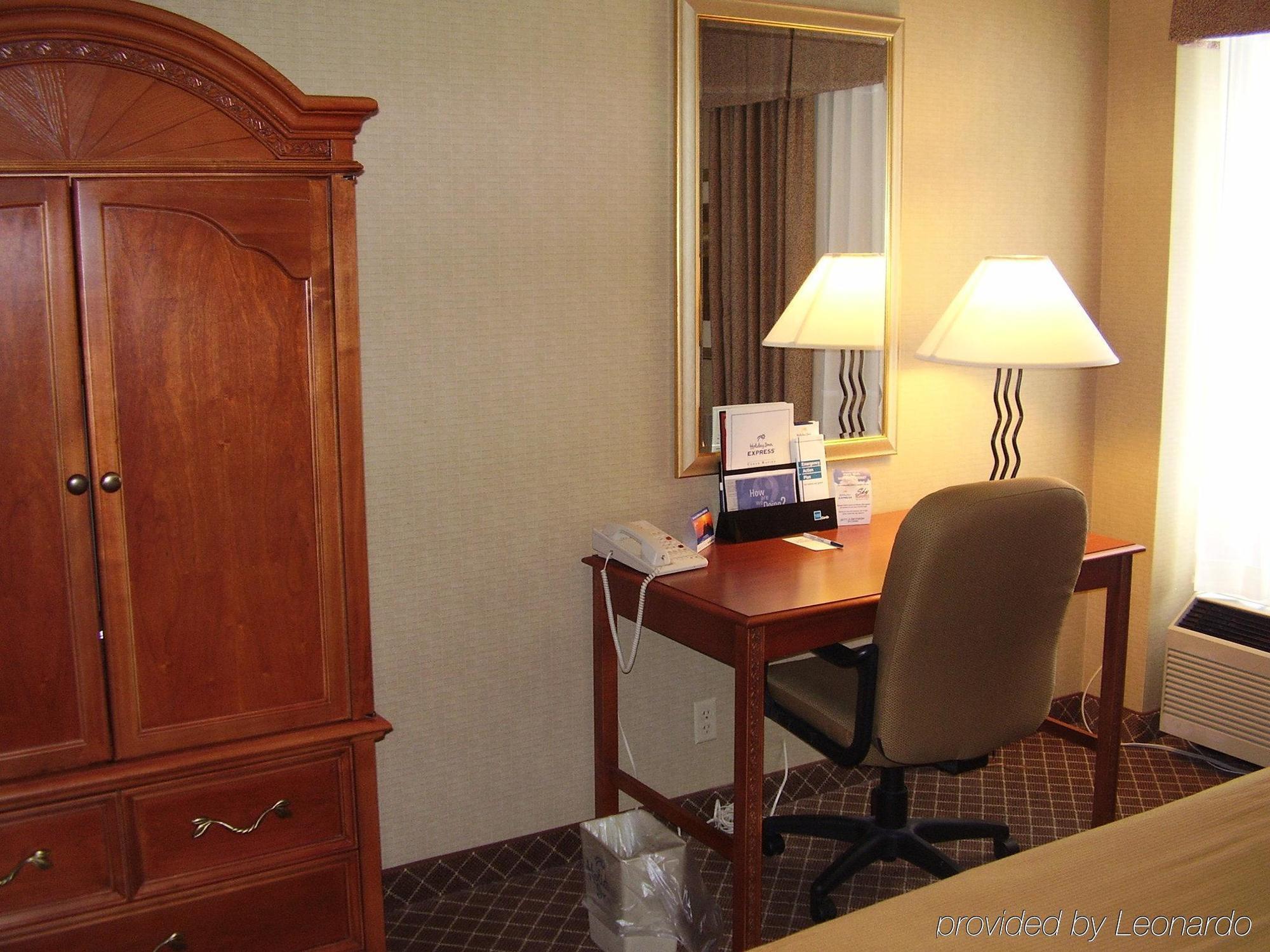 Holiday Inn Express Cedar Rapids - Collins Road By Ihg Phòng bức ảnh